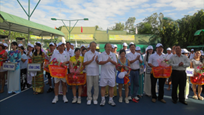 Sở Y tế An Giang tổ chức Giải quần vợt Ngành Y tế Đồng bằng sông Cửu Long năm 2011